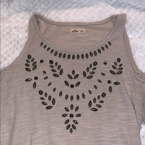 Hollister Beaded Cold Shoulder Long Sleeve Tee - Picture 2 of 2